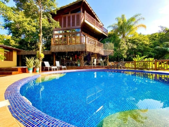 Casa de Condomínio para Venda com 7 quartos, em Ponta da Sela com 458m²