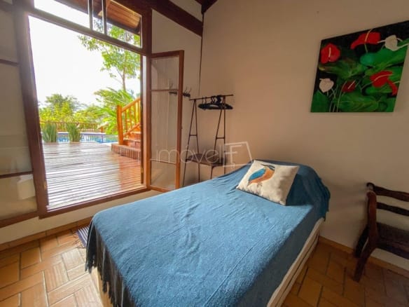 Casa de Condomínio para Venda com 7 quartos, em Ponta da Sela com 458m²
