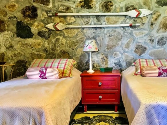 Casa para Venda com 5 quartos, em Praia do Julião com 611m²