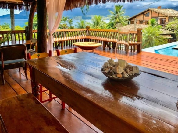 Casa para Venda com 5 quartos, em Praia do Julião com 611m²