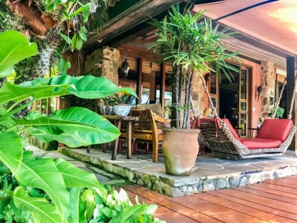 Casa para Venda com 5 quartos, em Praia do Julião com 611m²
