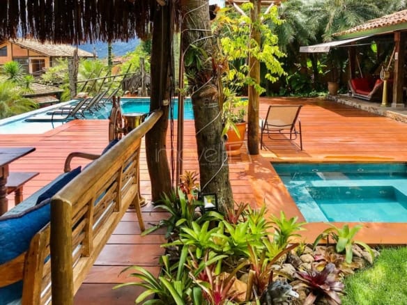 Casa para Venda com 5 quartos, em Praia do Julião com 611m²