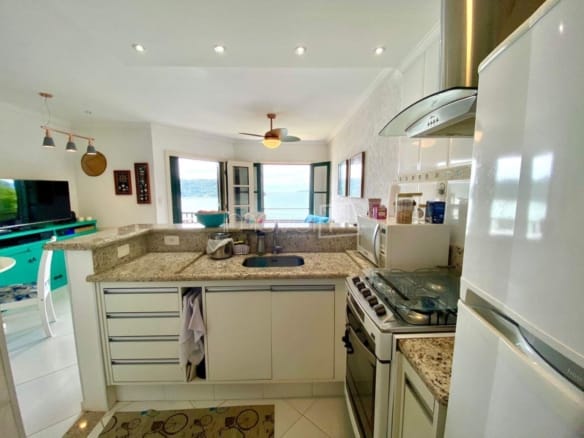 Apartamento no Condomínio Costa Verde Tabatinga, As Gaivotas com 1 quarto, na Praia de Tabatinga com 61m²