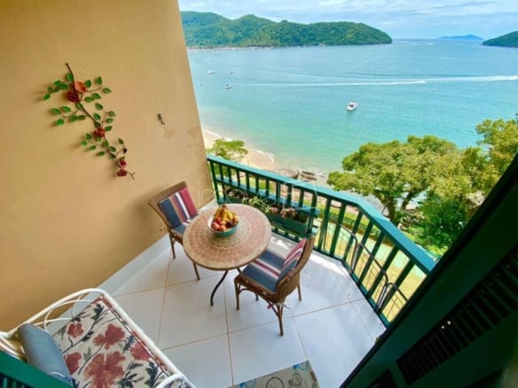 Apartamento no Condomínio Costa Verde Tabatinga, As Gaivotas com 1 quarto, na Praia de Tabatinga com 61m²