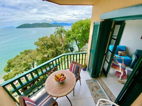 Apartamento no Condomínio Costa Verde Tabatinga, As Gaivotas com 1 quarto, na Praia de Tabatinga com 61m²