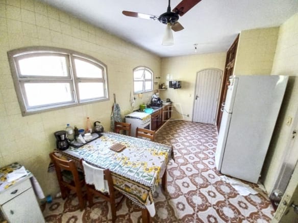 Casa de Condomínio para Venda com 3 quartos, na Praia da Cocanha com 180m²