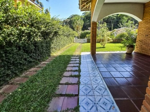 Casa de Condomínio para Venda com 3 quartos, na Praia da Cocanha com 180m²