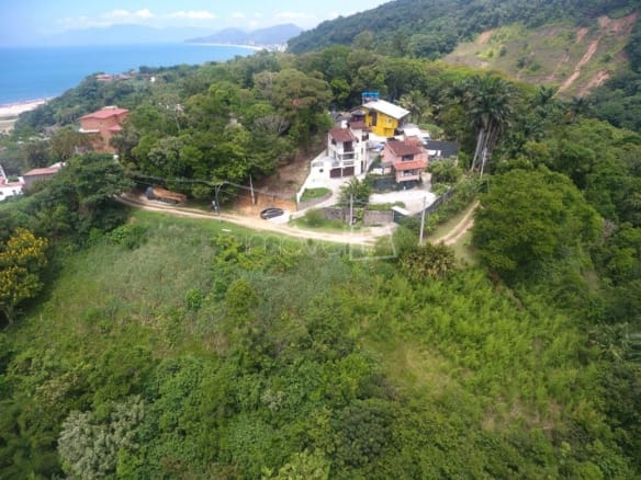 Terrenos para Venda em Condomínio Roteiro do Sol – Caraguatatuba.
