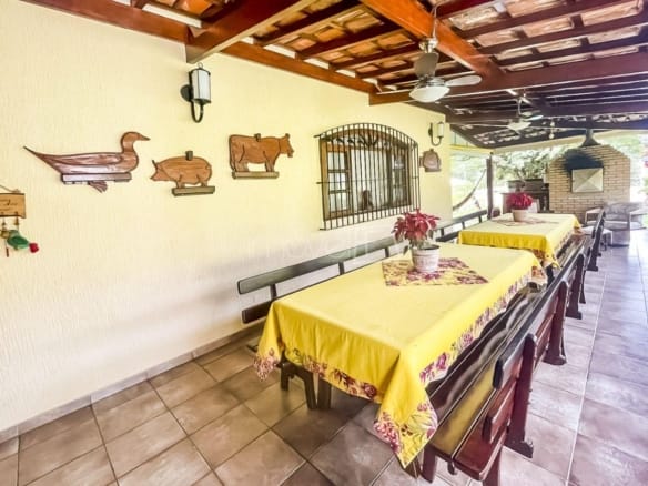 Chácara para Venda com 3 quartos, em Chácaras Santa Rita com 673,15m²