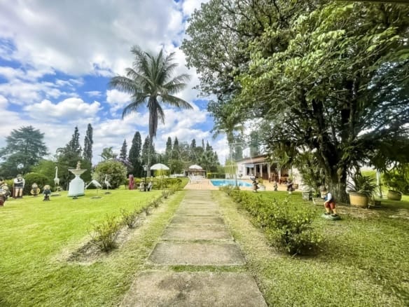 Chácara para Venda com 3 quartos, em Chácaras Santa Rita com 673,15m²