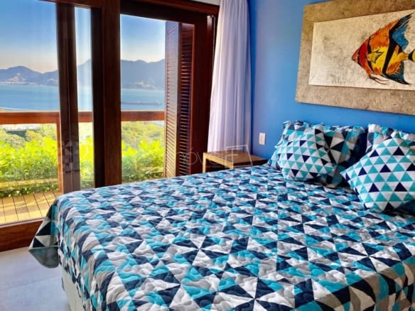 Casa de Condomínio para Venda com 9 quartos, em Ilhabela com 905m²