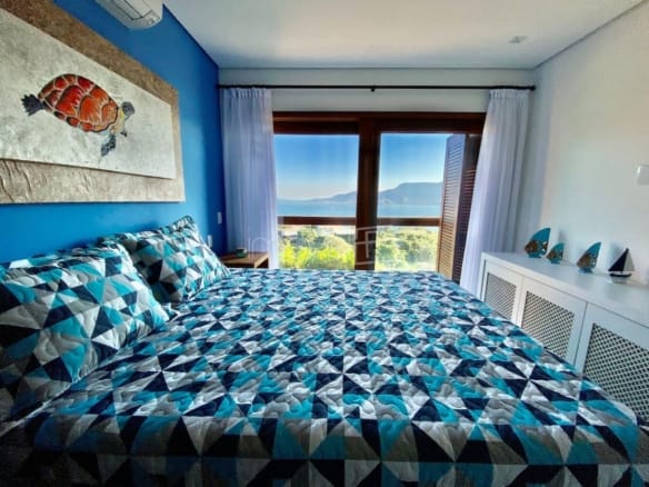 Casa de Condomínio para Venda com 9 quartos, em Ilhabela com 905m²