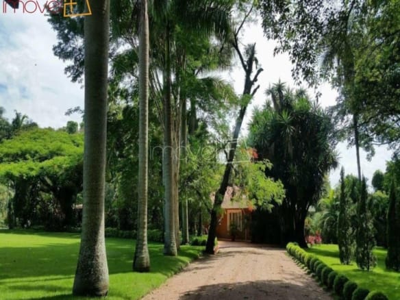 Fazenda para Venda com 6 quartos, em Santo Antônio de Posse com 357000m²
