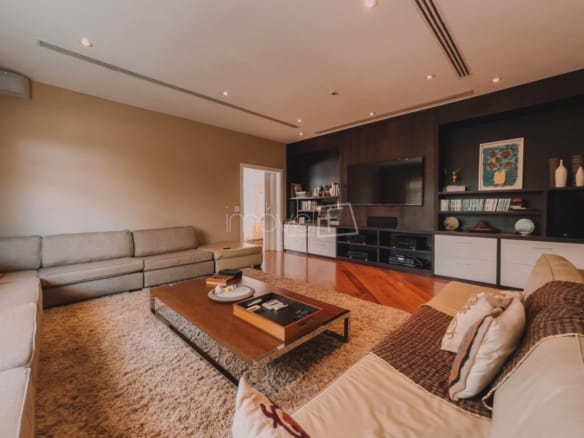 Casa de Condomínio para Venda com 5 quartos, em Alphaville Residencial Dois com 1000m²