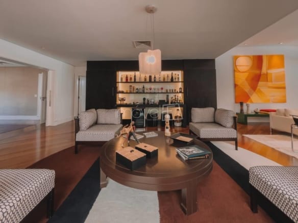 Casa de Condomínio para Venda com 5 quartos, em Alphaville Residencial Dois com 1000m²