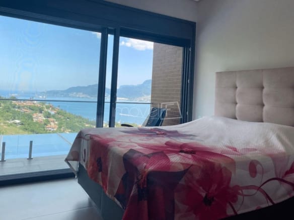 Casa de Condomínio para Venda com 4 quartos, em Ilhabela com 300m²