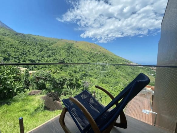 Casa de Condomínio para Venda com 4 quartos, em Ilhabela com 300m²