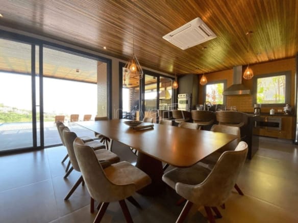 Casa de Condomínio para Venda com 4 quartos, em Ilhabela com 300m²