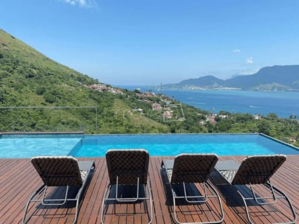Casa de Condomínio para Venda com 4 quartos, em Ilhabela com 300m²