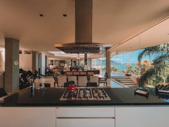 Casa de Condomínio para Venda com 4 quartos, em PRAIA VERMELHA DO SUL com 1200m²