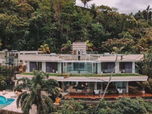 Casa de Condomínio para Venda com 4 quartos, em PRAIA VERMELHA DO SUL com 1200m²