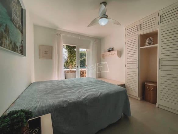 Casa de Condomínio para Venda com 4 quartos, em Itaguá com 400m²
