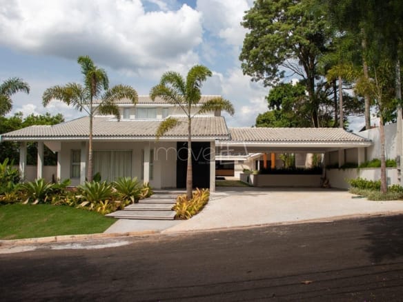 Casa de Condomínio para Venda com 3 quartos, em Parque Residencial Maison Blanche com 600m²