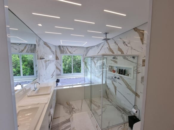 Casa de Condomínio para Venda com 3 quartos, em Parque Residencial Maison Blanche com 600m²