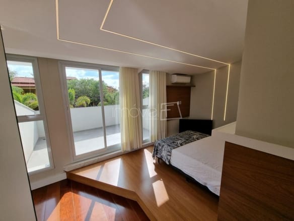 Casa de Condomínio para Venda com 3 quartos, em Parque Residencial Maison Blanche com 600m²