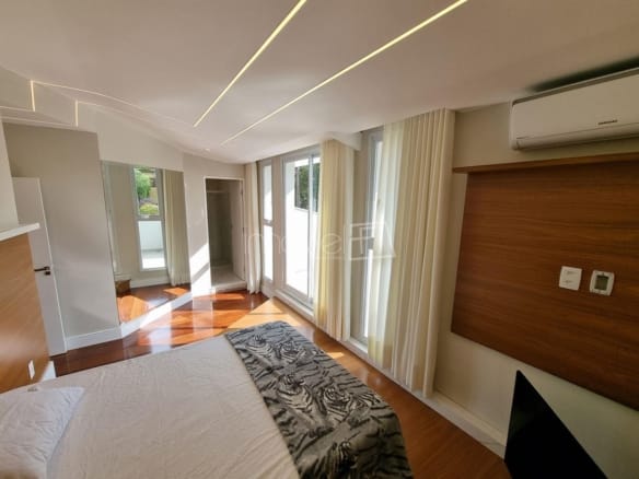 Casa de Condomínio para Venda com 3 quartos, em Parque Residencial Maison Blanche com 600m²