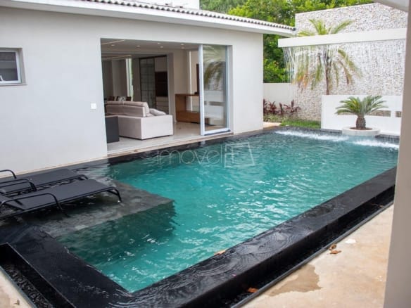 Casa de Condomínio para Venda com 3 quartos, em Parque Residencial Maison Blanche com 600m²