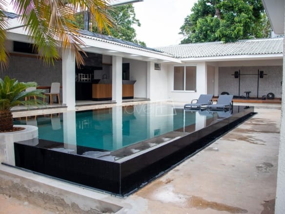 Casa de Condomínio para Venda com 3 quartos, em Parque Residencial Maison Blanche com 600m²