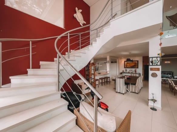 Casa de Condomínio para Venda com 6 quartos, em Ponta das Toninhas com 500m²