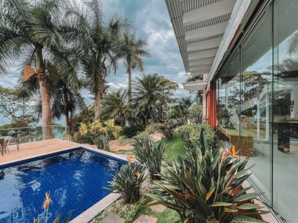 Casa de Condomínio para Venda com 6 quartos, em Ponta das Toninhas com 500m²