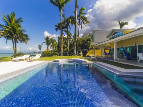Casa no Condomínio Costa Verde Tabatinga com 4 quartos, na Praia de Tabatinga com 424m²