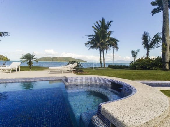 Casa no Condomínio Costa Verde Tabatinga com 4 quartos, na Praia de Tabatinga com 424m²