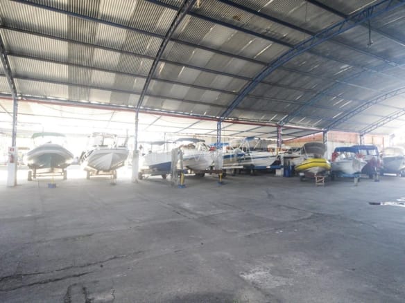 Ponto Comercial para Venda em Jardim Porto Novo com 3404m²