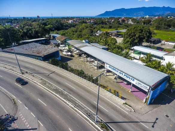 Ponto Comercial para Venda em Barranco Alto com 2474m²
