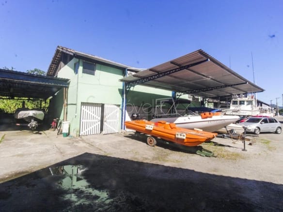 Ponto Comercial para Venda em Barranco Alto com 2474m²