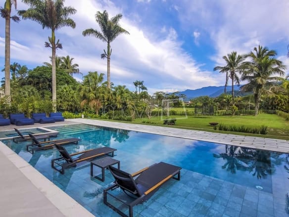 Casa no Condomínio Costa Verde Tabatinga com 8 quartos, na Praia de Tabatinga com 920m²
