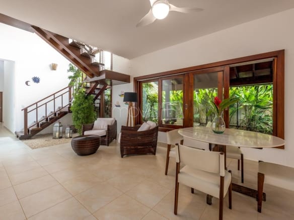 Casa para Venda com 5 quartos, em MARESIAS com 507m²
