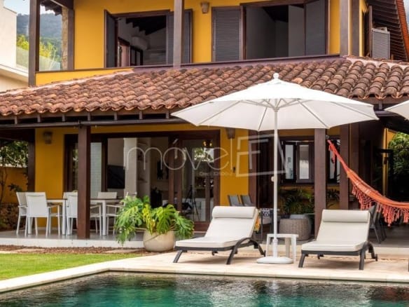 Casa para Venda com 5 quartos, em MARESIAS com 507m²