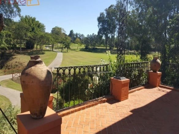 Casa para Venda com 5 quartos, em CONDOMÍNIO TERRAS DE SÃO JOSÉ com 1200m²
