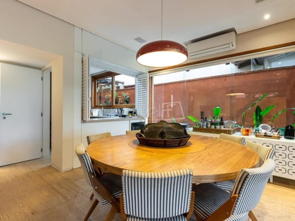 Casa de Condomínio para Venda com 5 quartos, em Barra do Una com 293m²
