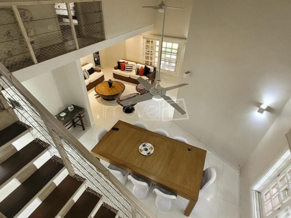Casa de Condomínio para Venda com 6 quartos, em Camburi com 230m²