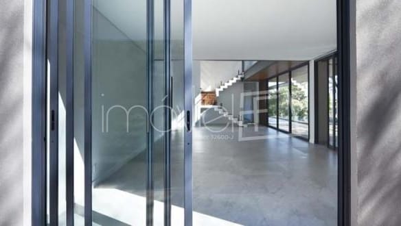 Casa de Condomínio para Venda com 4 quartos, em Tamboré com 537m²