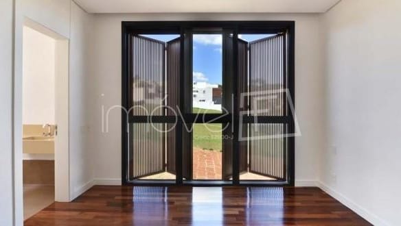Casa de Condomínio para Venda com 4 quartos, em Tamboré com 537m²
