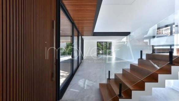 Casa de Condomínio para Venda com 4 quartos, em Tamboré com 537m²