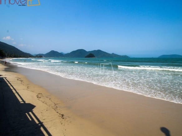 Hotel para Venda com 24 quartos, em Maranduba com 800m²