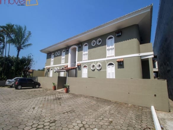 Hotel para Venda com 24 quartos, em Maranduba com 800m²